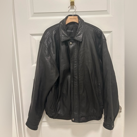Vintage Excelled Men's Black 100% Leather Bomber Jacket Size L Moto Classic EC - Picture 1 of 15